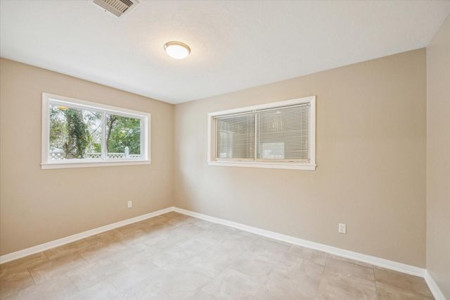 241 S Masonic St, Bellville, TX 77418