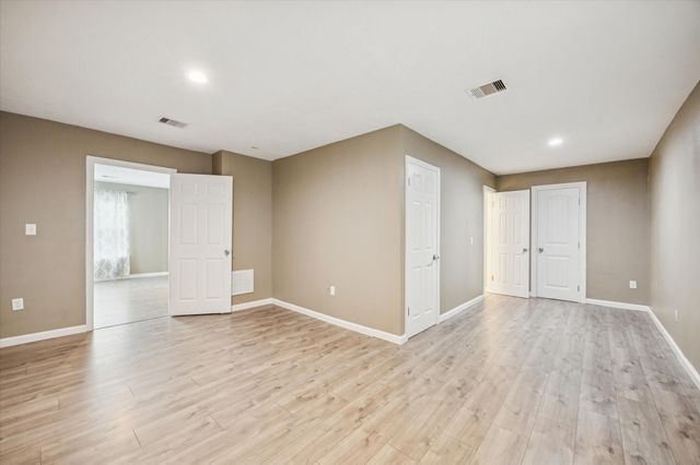 241 S Masonic St, Bellville, TX 77418