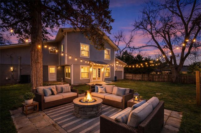 241 S Masonic St, Bellville, TX 77418