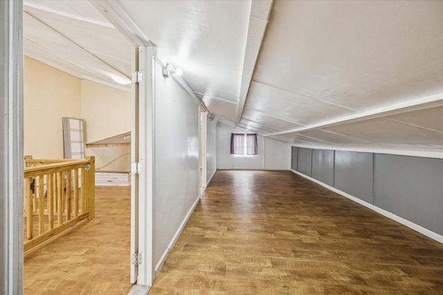 241 S Masonic St, Bellville, TX 77418