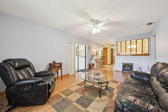 706 E LACY CIRCLE, Deltona, FL 32725