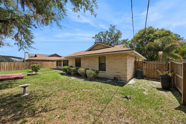 706 E LACY CIRCLE, Deltona, FL 32725