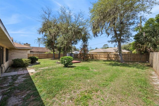 706 E LACY CIRCLE, Deltona, FL 32725