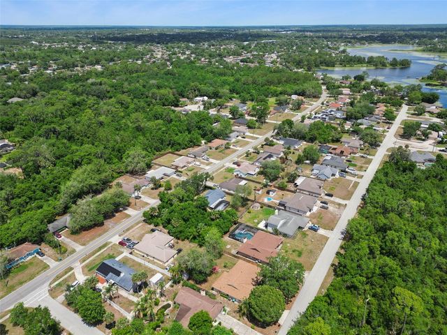 706 E LACY CIRCLE, Deltona, FL 32725