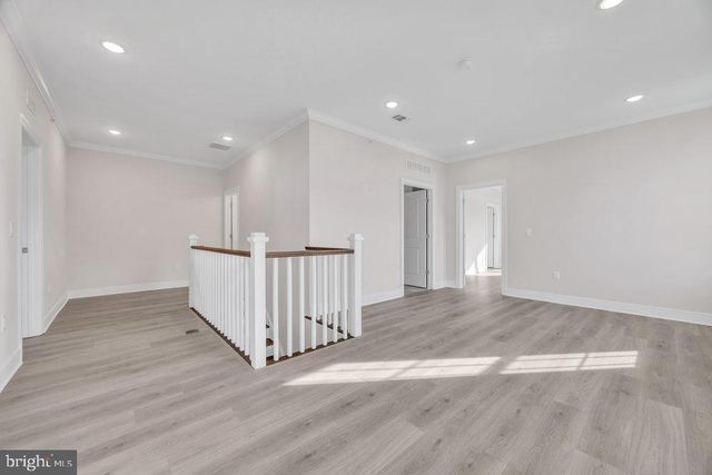 3801 JORDAN DR, West Windsor, NJ 08550