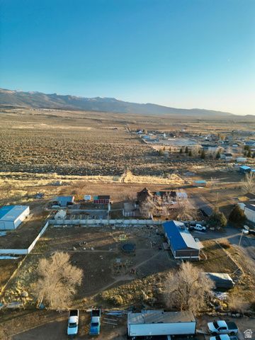 295 S 700 E, Mt Pleasant, UT 84647