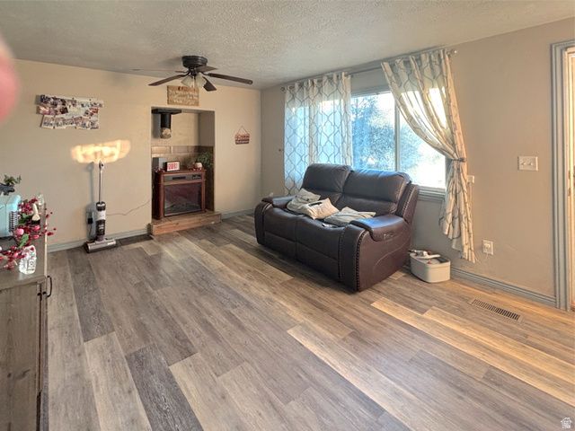 295 S 700 E, Mt Pleasant, UT 84647