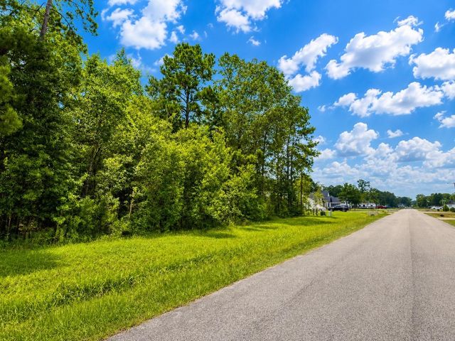 342 Road 662, Dayton, TX 77535
