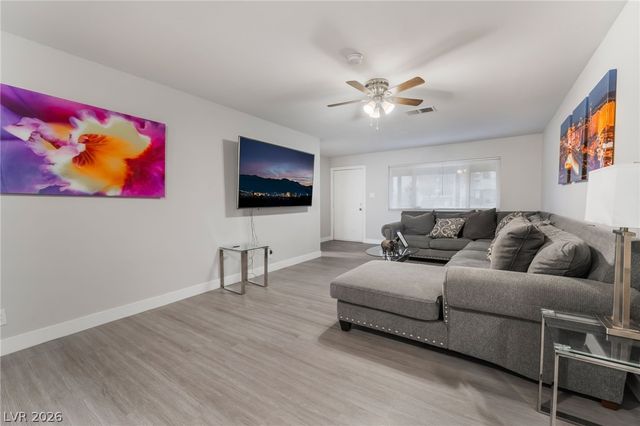 3992 Chinchilla Avenue, Las Vegas, NV 89121