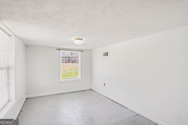 70 Birch Road, Covington, GA 30014