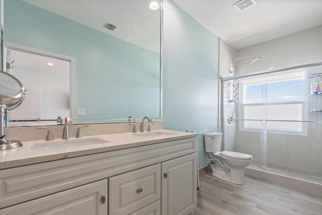 316 N Lake Drive, Lantana, FL 33462