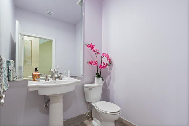 316 N Lake Drive, Lantana, FL 33462