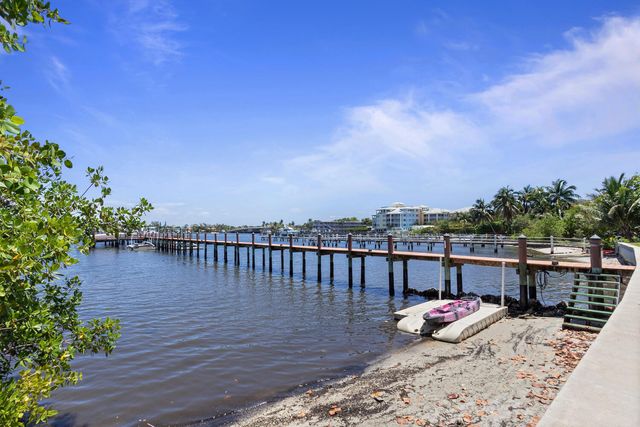 316 N Lake Drive, Lantana, FL 33462