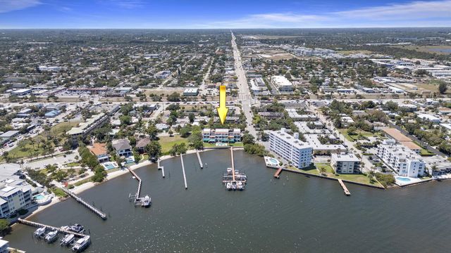 316 N Lake Drive, Lantana, FL 33462