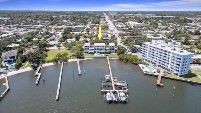 316 N Lake Drive, Lantana, FL 33462