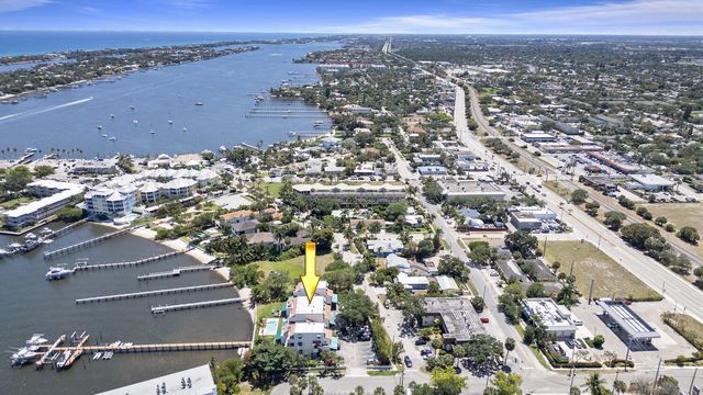 316 N Lake Drive, Lantana, FL 33462