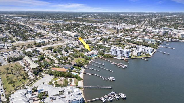 316 N Lake Drive, Lantana, FL 33462