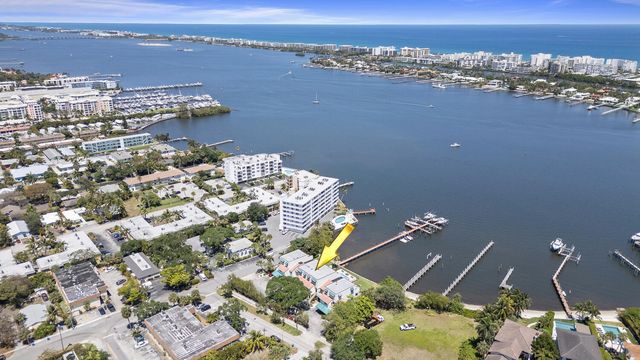 316 N Lake Drive, Lantana, FL 33462