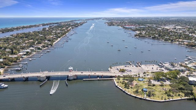316 N Lake Drive, Lantana, FL 33462