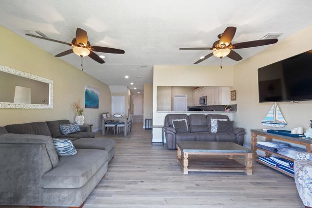 316 N Lake Drive, Lantana, FL 33462