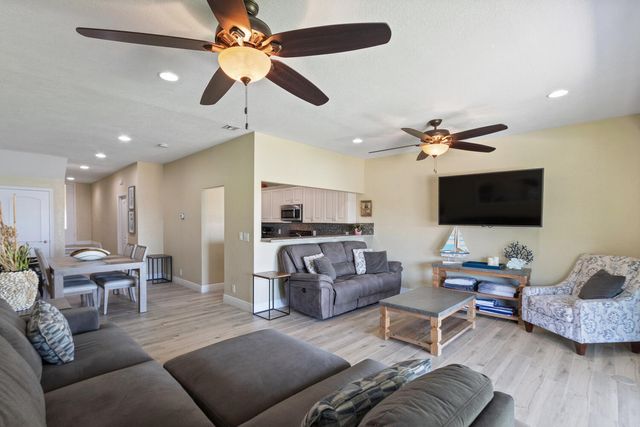 316 N Lake Drive, Lantana, FL 33462