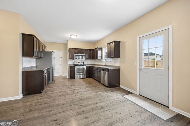 1597 Longleaf Court, Hinesville, GA 31313