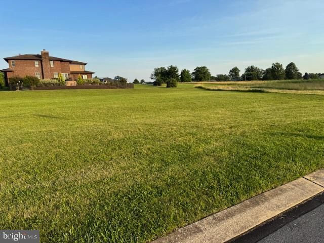 2317 PALOMINO RD, Dover, PA 17315