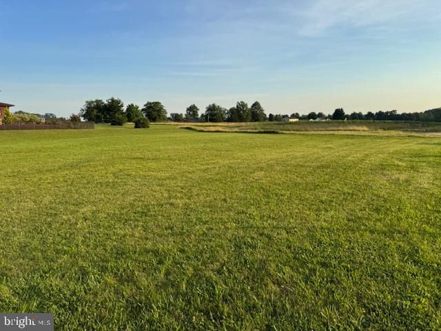 2317 PALOMINO RD, Dover, PA 17315