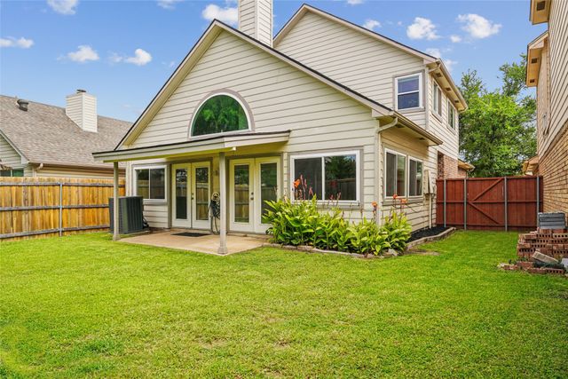 1209 Broken Arrow Trail, Carrollton, TX 75007