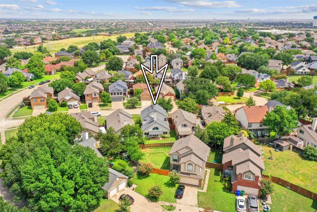 1209 Broken Arrow Trail, Carrollton, TX 75007