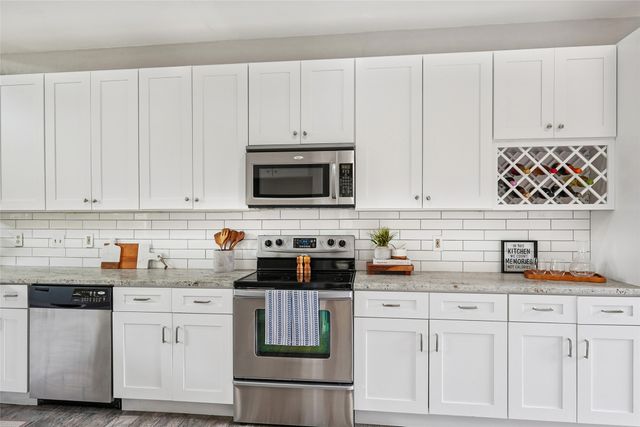 1209 Broken Arrow Trail, Carrollton, TX 75007