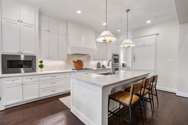 18 Stefano Way, Missouri City, TX 77459