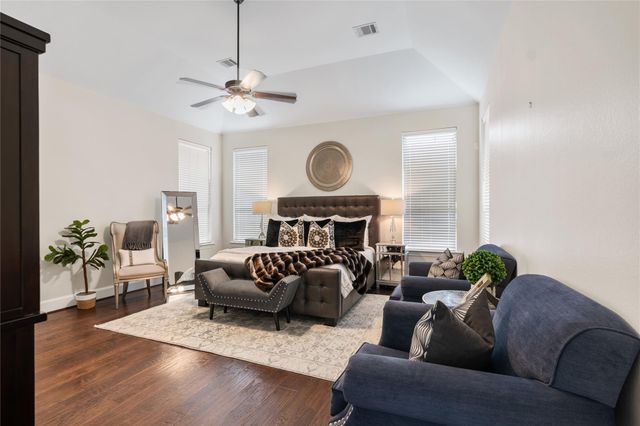 18 Stefano Way, Missouri City, TX 77459