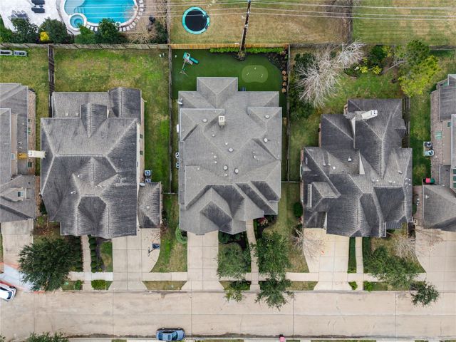 18 Stefano Way, Missouri City, TX 77459