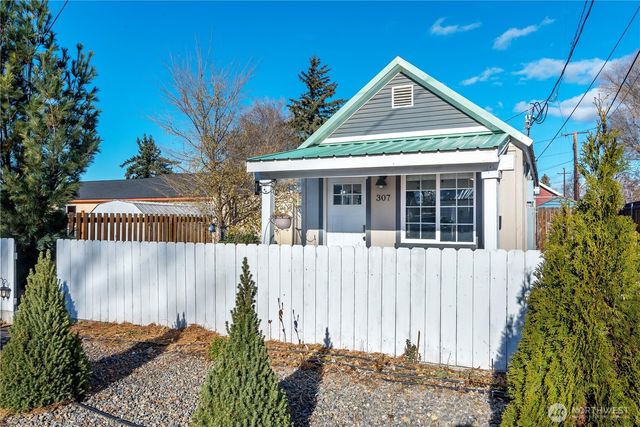 307 W 2nd Avenue, Kittitas, WA 98934