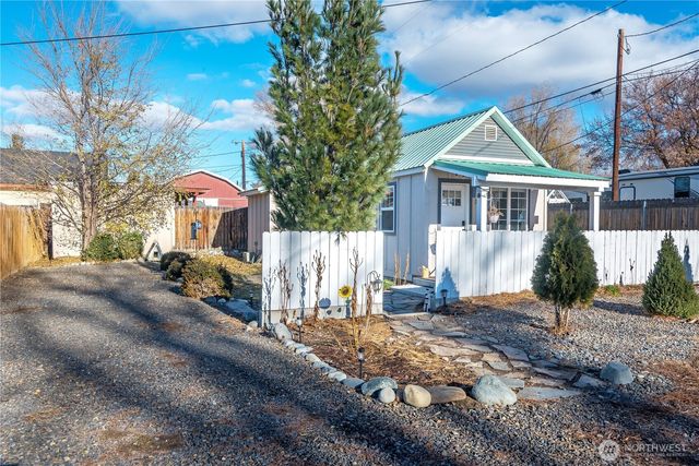 307 W 2nd Avenue, Kittitas, WA 98934