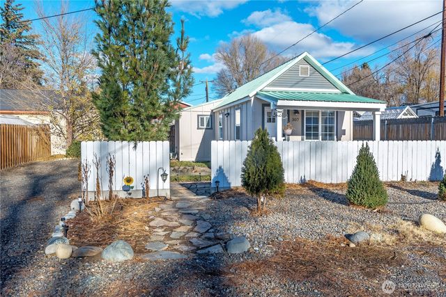 307 W 2nd Avenue, Kittitas, WA 98934