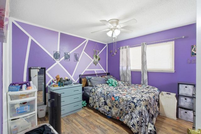 1901 N Kensington Way, Hanford, CA 93230