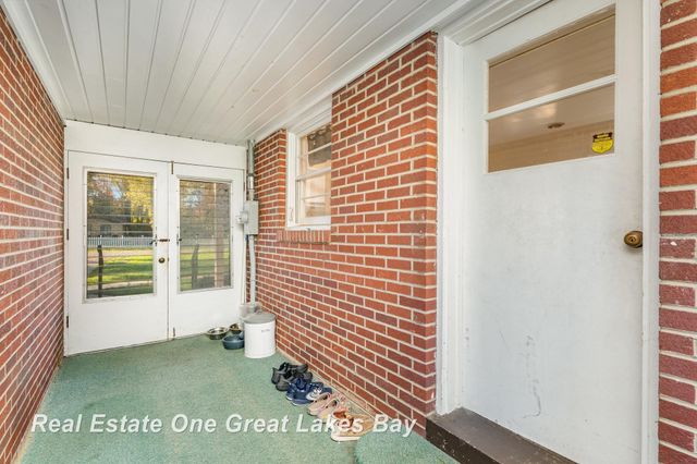 4719 Baker Road, Bridgeport, MI 48722