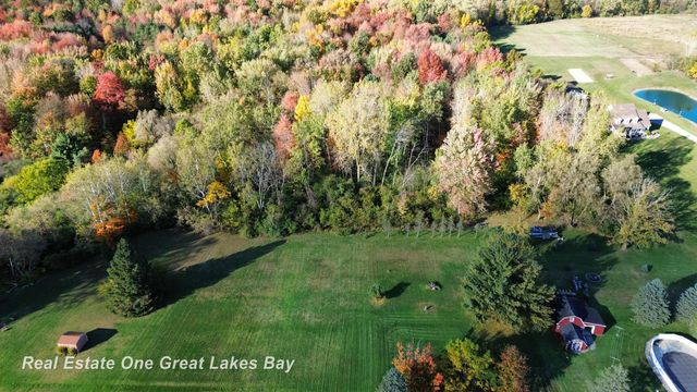 4719 Baker Road, Bridgeport, MI 48722