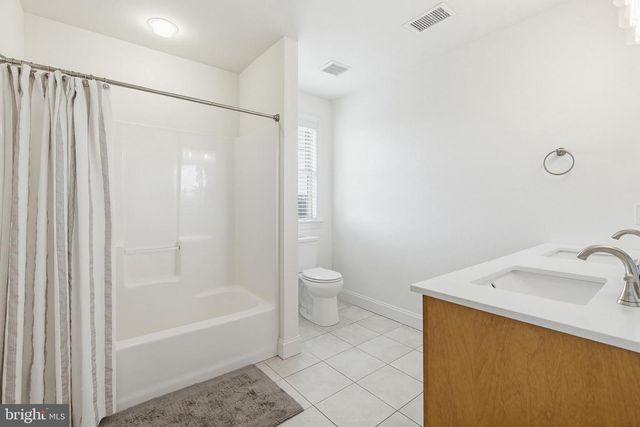 4 SAINT ANDREWS DRIVE, Fleetwood, PA 19522