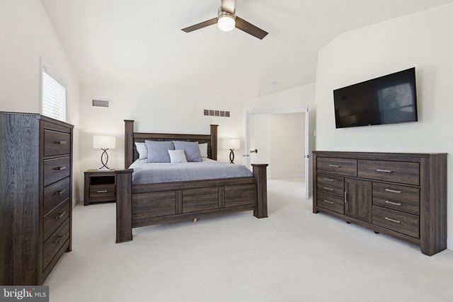 4 SAINT ANDREWS DRIVE, Fleetwood, PA 19522