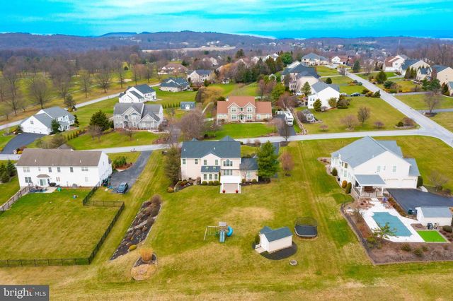 4 SAINT ANDREWS DRIVE, Fleetwood, PA 19522