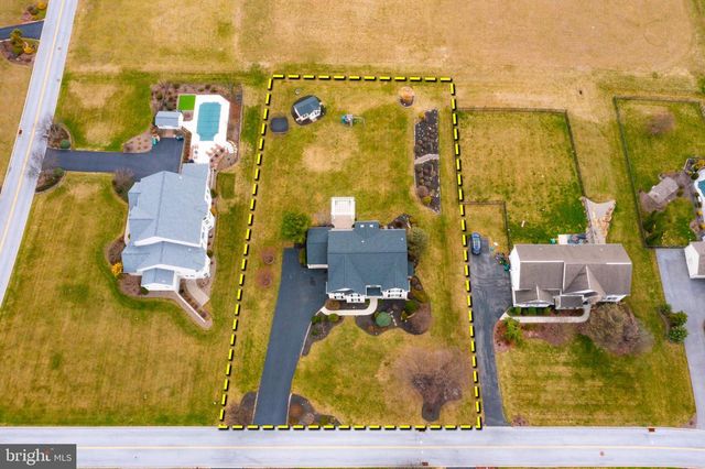 4 SAINT ANDREWS DRIVE, Fleetwood, PA 19522