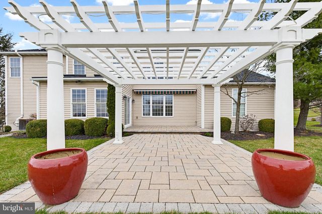 4 SAINT ANDREWS DRIVE, Fleetwood, PA 19522