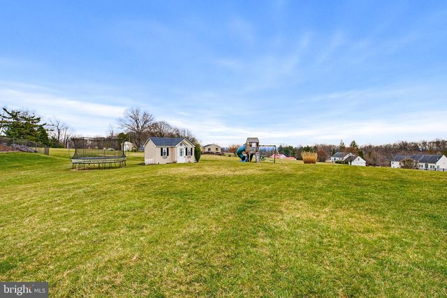 4 SAINT ANDREWS DRIVE, Fleetwood, PA 19522