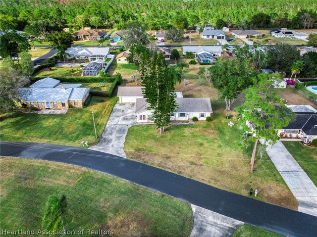 3407 Divot Road, Sebring, FL 33872