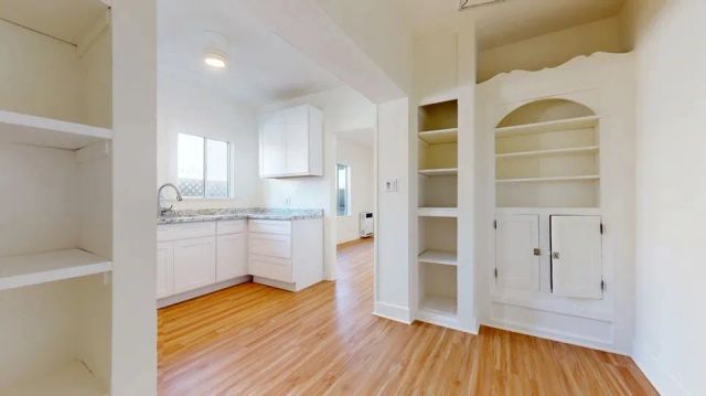 718 Hermosa Avenue, Hermosa Beach, CA 90254