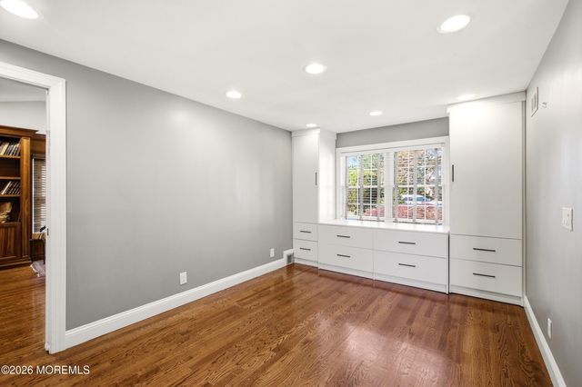 1370 Red Oak Drive, Lakewood, NJ 08701