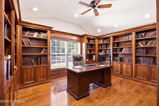 1370 Red Oak Drive, Lakewood, NJ 08701